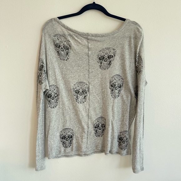 Gray Skull Long Sleeve Shirt - Picture 3 of 4